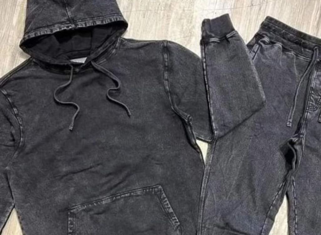Luxury tracksuit manufacturer High quality stitching